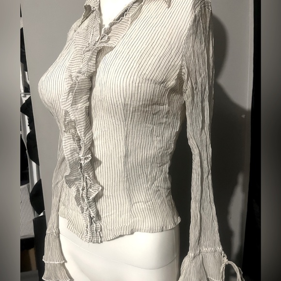 Sheer light grey pin striped top - Picture 2 of 4